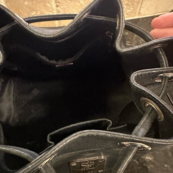 MCM Visetos Black Leather Bucket Bag, Adjustable Crossbody Strap - Picture 11 of 15